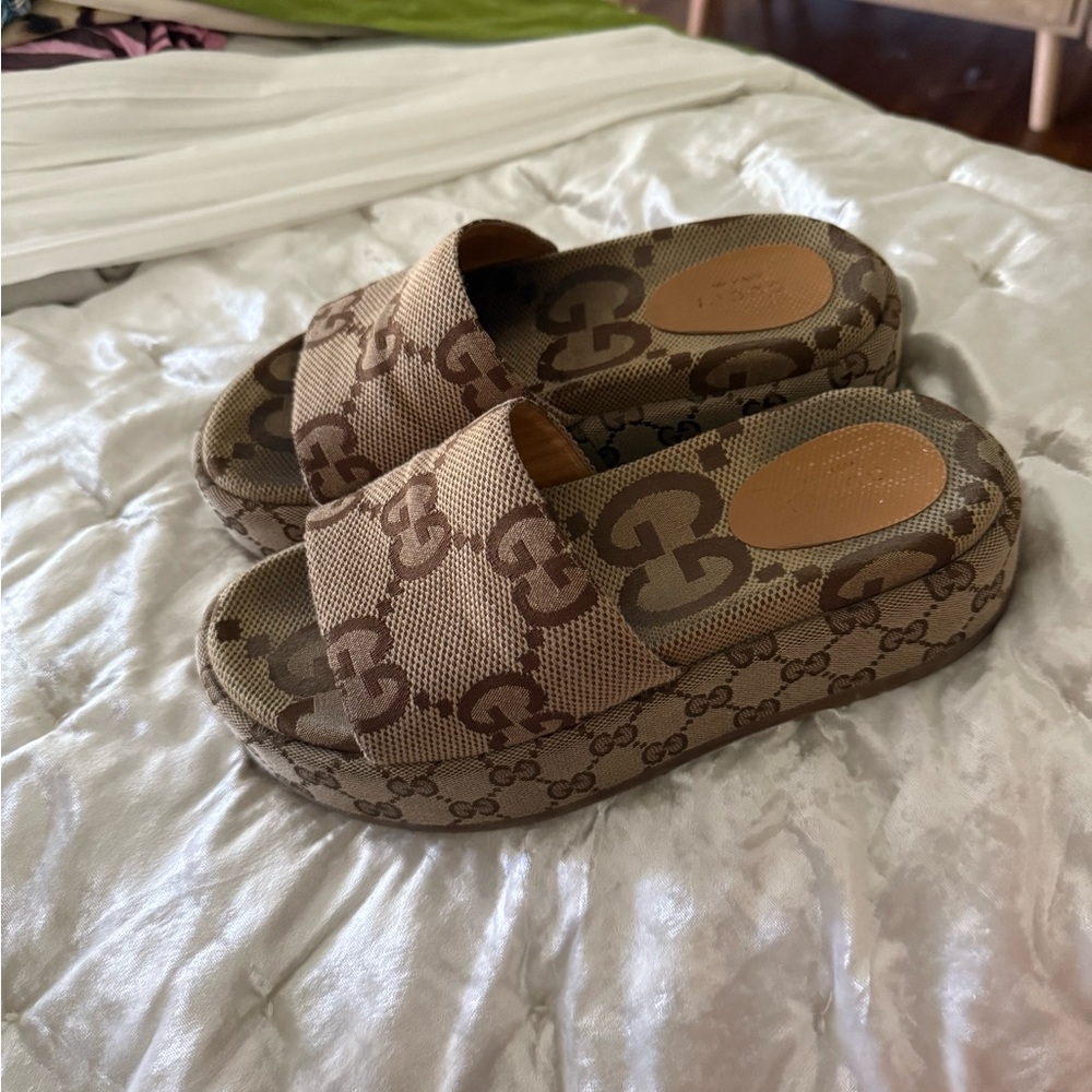 Gucci Beige Monogram Sandals